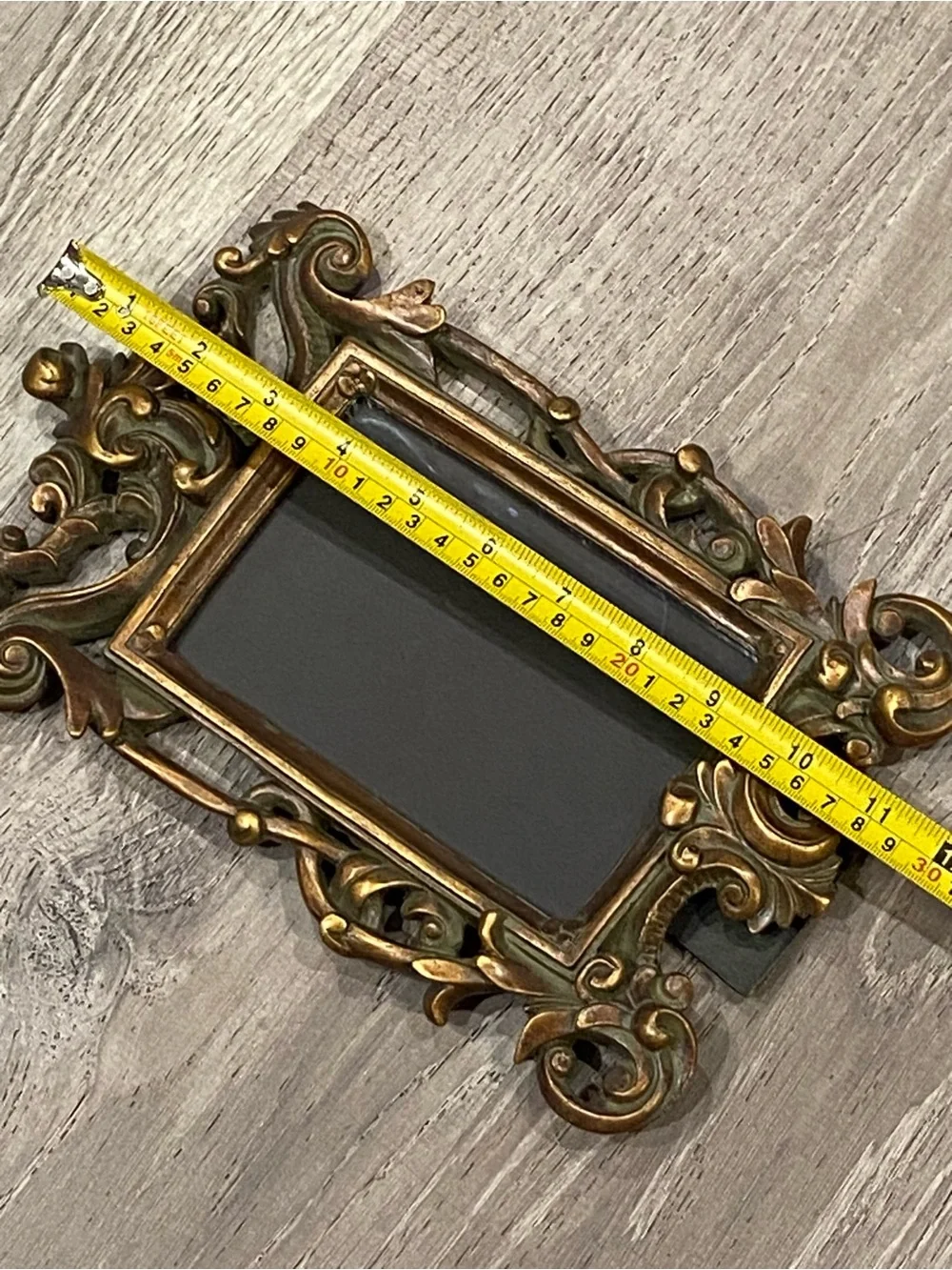 Vintage Gold Ornate Victorian Tabletop Picture Frame Rococo